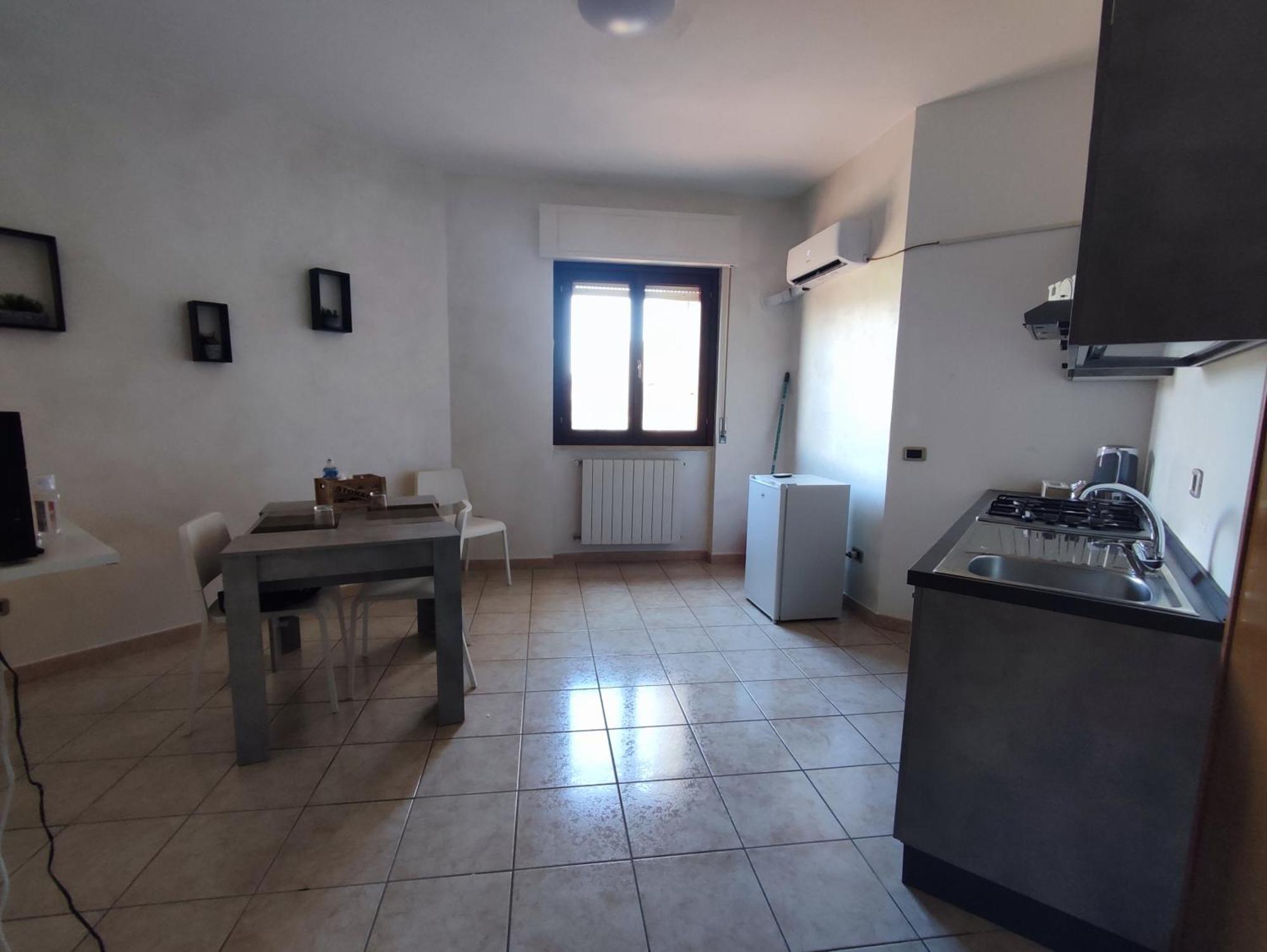 Alloggio Alfa - Central Apartment Civitavecchia Exteriör bild